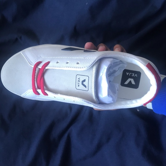 SOLD: NWOT VEJA ESPLAR LEATHER SNEAKERS - Picture 10 of 11